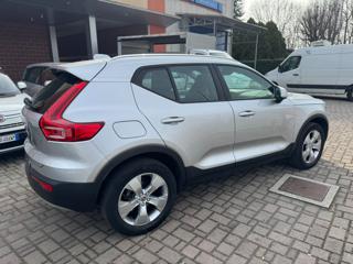 VOLVO XC40 usata, con Isofix