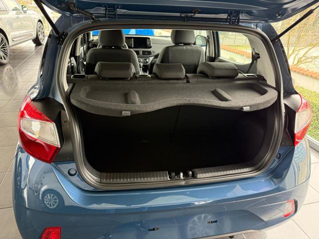 HYUNDAI i10 usata, con Volante in pelle