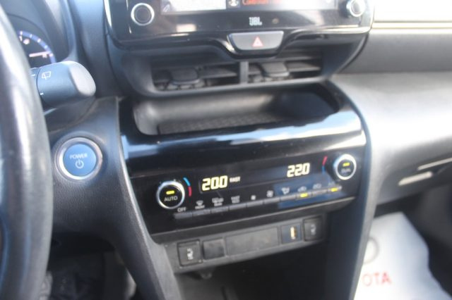 TOYOTA Yaris Cross usata, con Volante in pelle