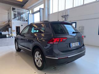 VOLKSWAGEN Tiguan usata, con Airbag laterali