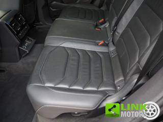 VOLKSWAGEN Touareg usata, con Ruotino