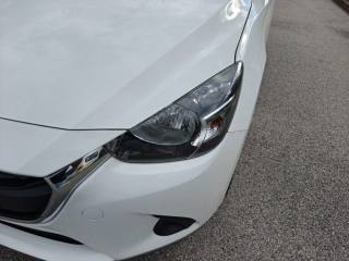 MAZDA 2 usata, con Climatizzatore