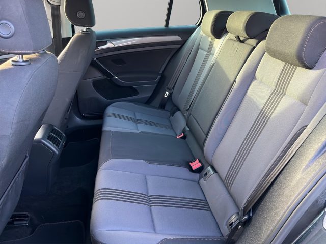 VOLKSWAGEN Golf usata, con Climatizzatore