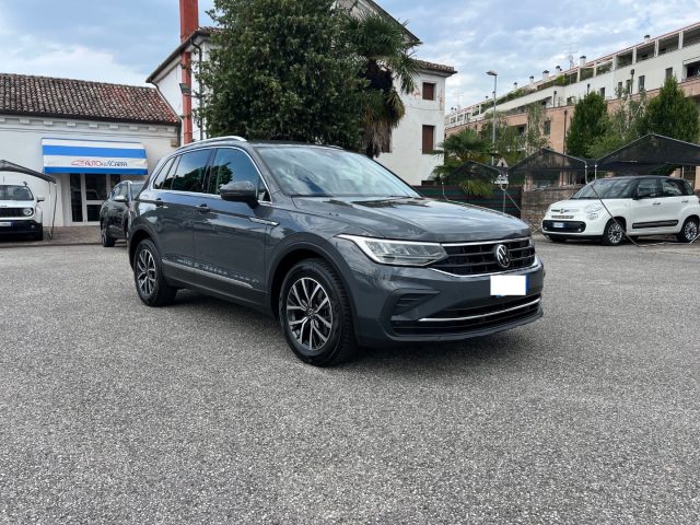 VOLKSWAGEN Tiguan usata, con ABS