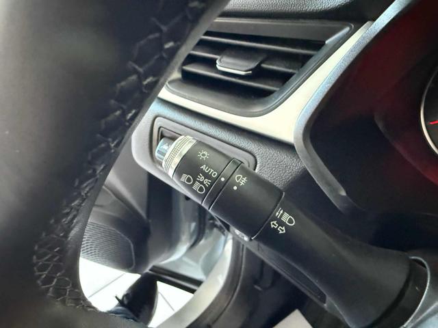 RENAULT Captur usata, con Airbag testa