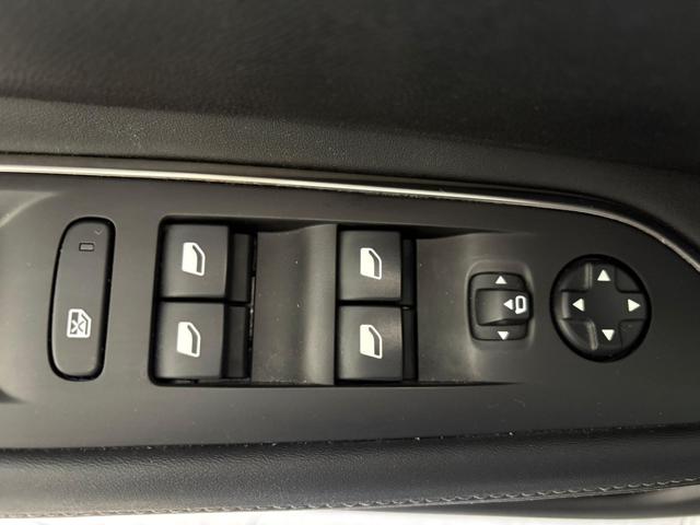 PEUGEOT 3008 usata, con Cruise Control