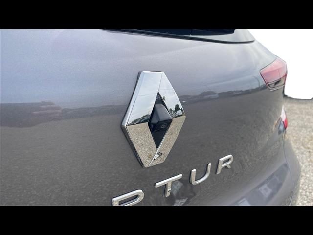 RENAULT Captur usata, con Bracciolo