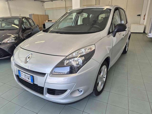 RENAULT Scenic usata, con Autoradio