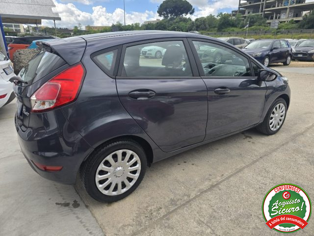 FORD Fiesta usata, con ESP