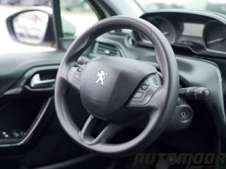 PEUGEOT 208 usata, con Autoradio digitale