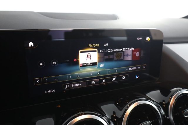 MERCEDES-BENZ CLA usata 10