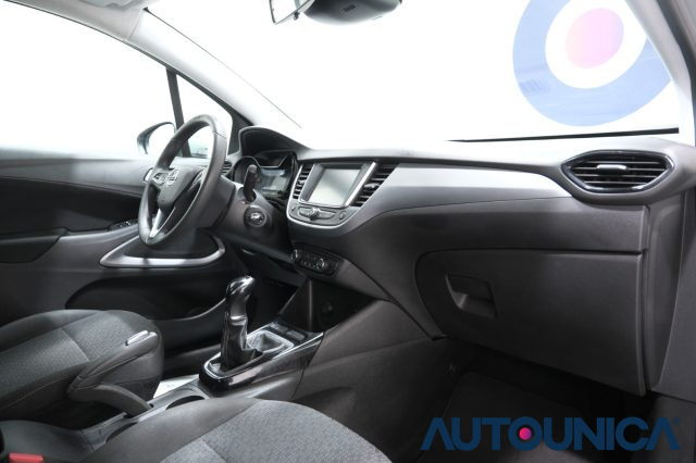 OPEL Crossland X usata 47