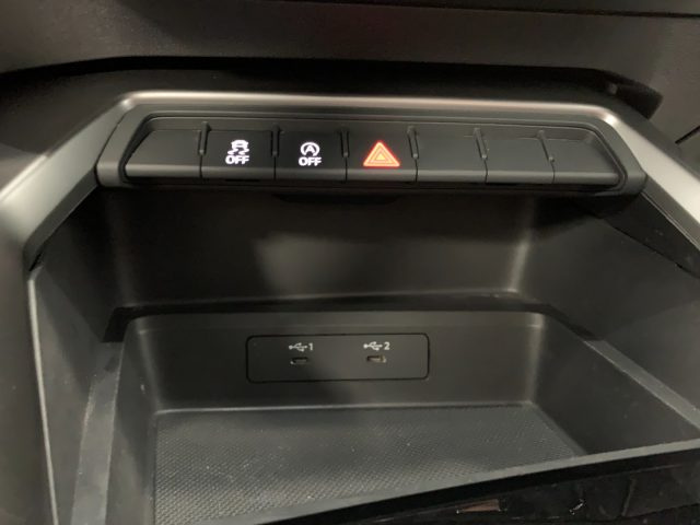 AUDI A3 usata, con Leve al volante