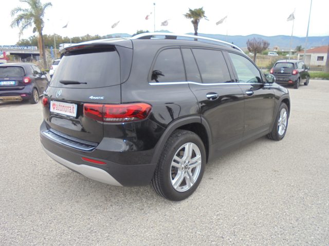 MERCEDES-BENZ GLB 200 usata, con Alzacristalli elettrici