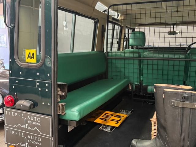 LAND ROVER Defender usata 14