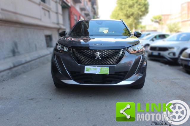 PEUGEOT 2008 usata, con Airbag