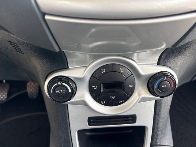 FORD Fiesta usata, con Volante in pelle