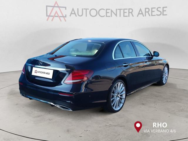 MERCEDES-BENZ E 220 usata, con Autoradio