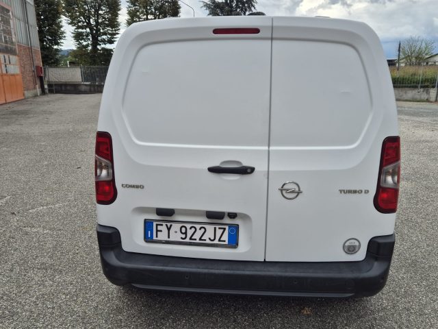 OPEL Combo usata, con Autoradio