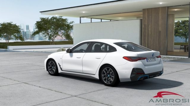 BMW i4 usata 1