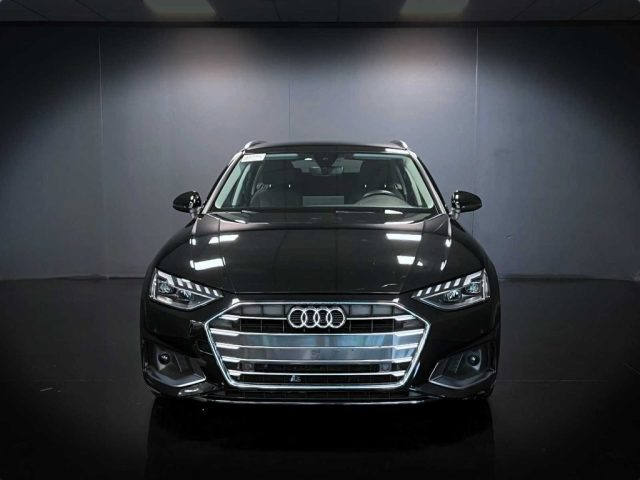 AUDI A4 usata, con Autoradio