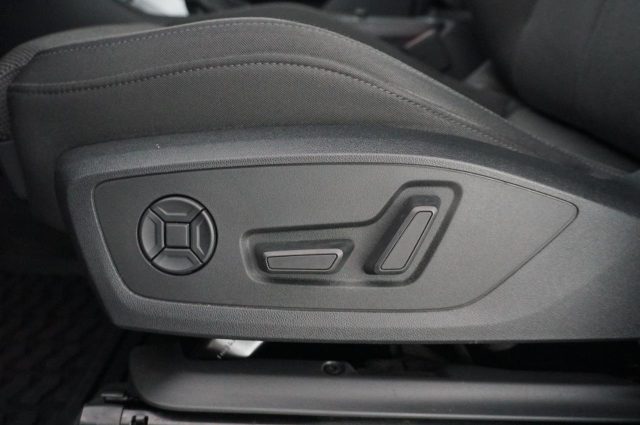 AUDI Q3 usata, con Regolazione elettrica sedili