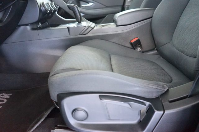 JAGUAR E-Pace usata 38