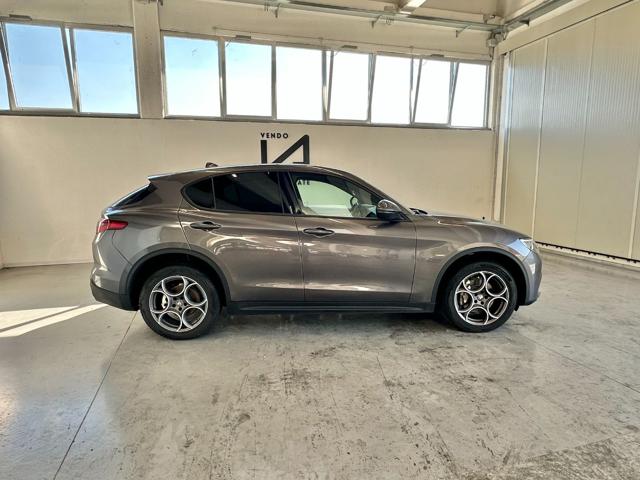 ALFA ROMEO Stelvio usata, con Cerchi in lega