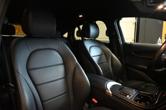 MERCEDES-BENZ GLC 220 usata 29
