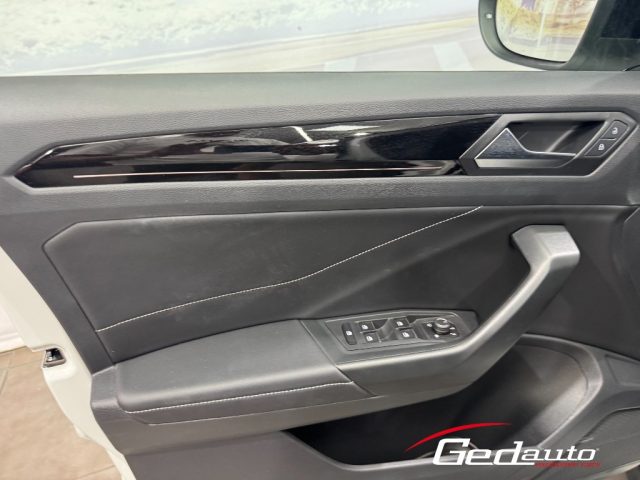 VOLKSWAGEN T-Roc usata, con Controllo trazione