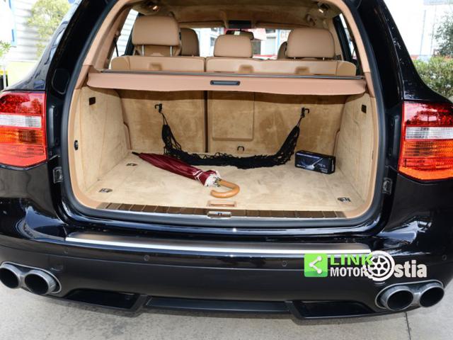 PORSCHE Cayenne usata, con Specchietti laterali elettrici