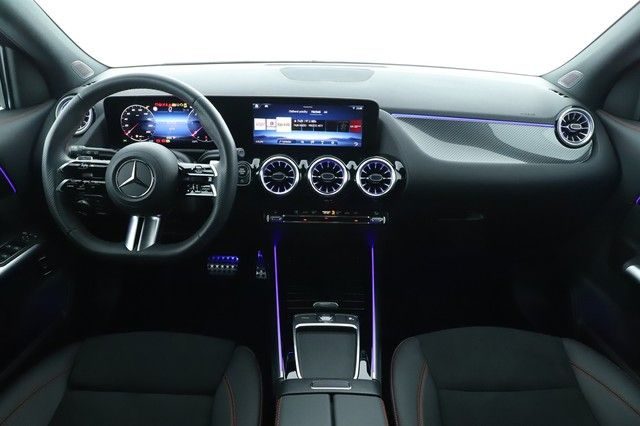 MERCEDES-BENZ GLA 200 usata, con Climatizzatore