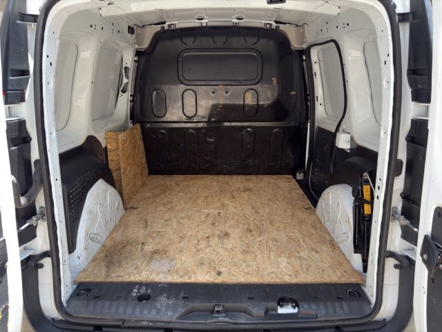 RENAULT Kangoo usata 16