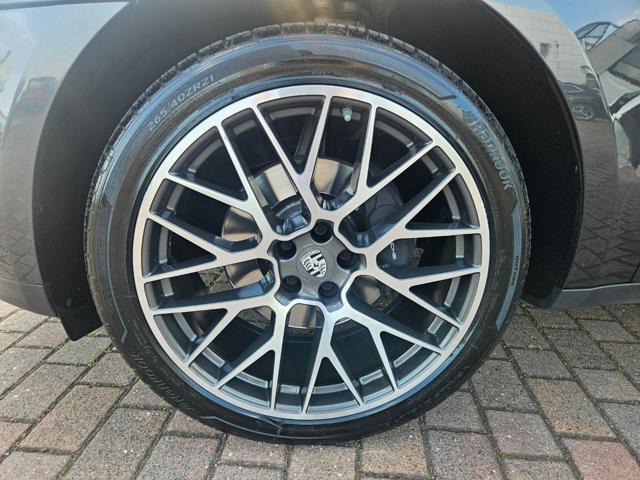 PORSCHE Macan usata, con Autoradio