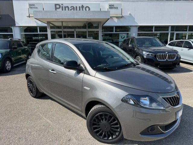 LANCIA Ypsilon usata, con Airbag