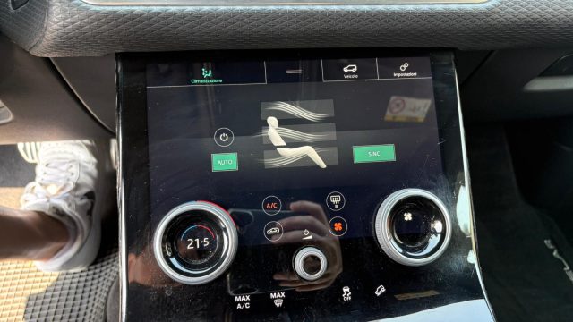 LAND ROVER Range Rover Velar usata, con Park Distance Control