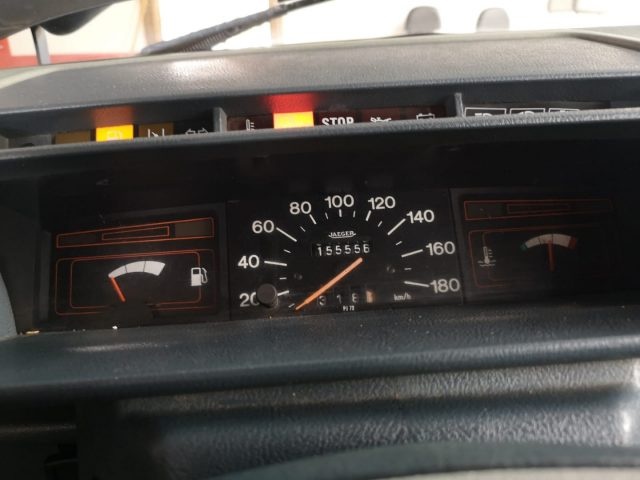 PEUGEOT 305 usata 7