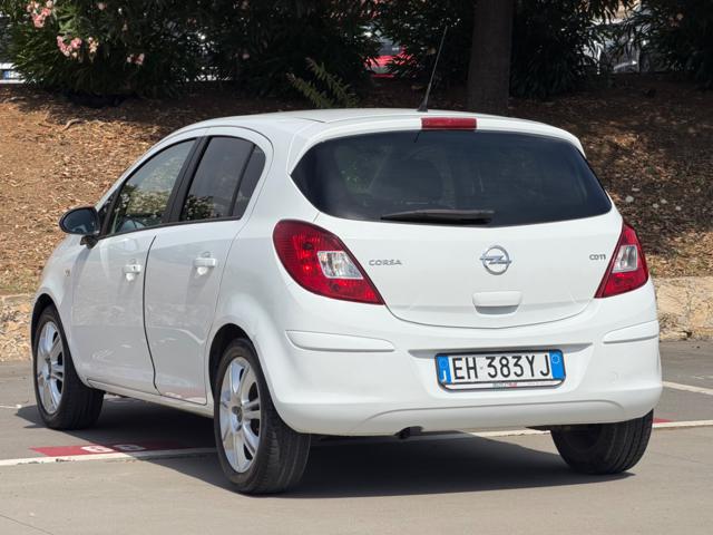 OPEL Corsa usata, con Autoradio