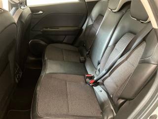 RENAULT Captur usata, con Volante in pelle