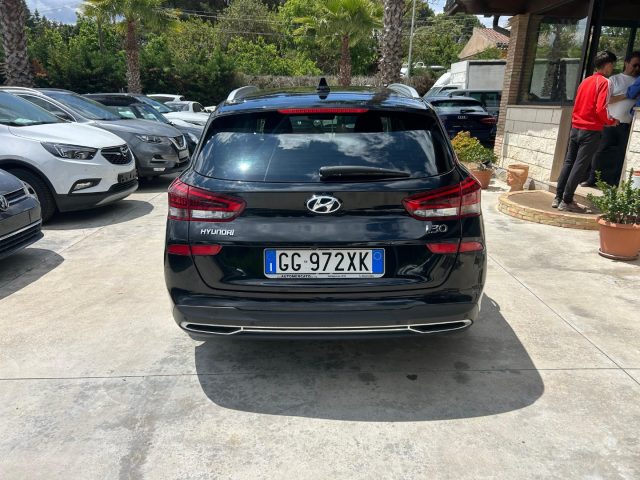 HYUNDAI i30 usata, con Antifurto