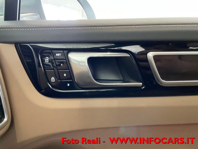 PORSCHE Cayenne usata, con Airbag testa