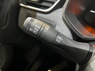 RENAULT Clio usata, con Fari LED