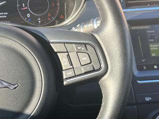 JAGUAR E-Pace usata 30
