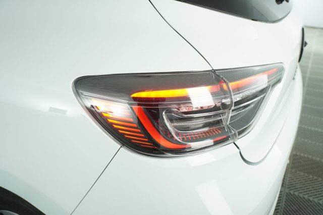 RENAULT Clio usata 14