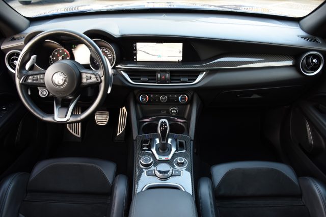 ALFA ROMEO Stelvio usata, con Cerchi in lega