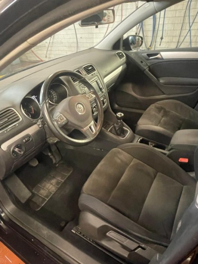 VOLKSWAGEN Golf usata, con Autoradio