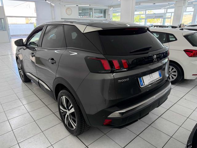 PEUGEOT 3008 usata, con Fari LED