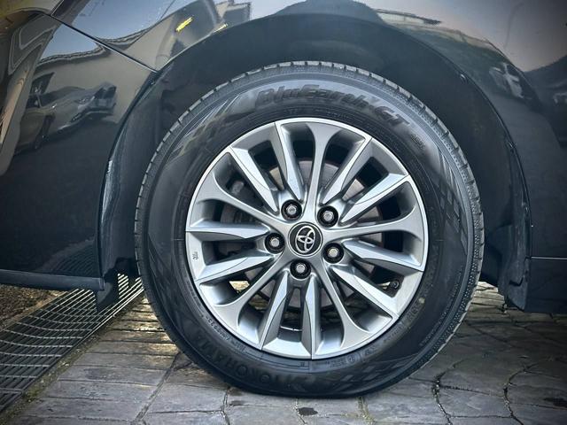 TOYOTA Verso usata, con Fendinebbia