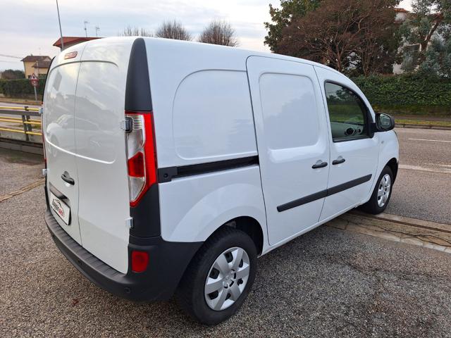 RENAULT Kangoo usata, con Autoradio digitale