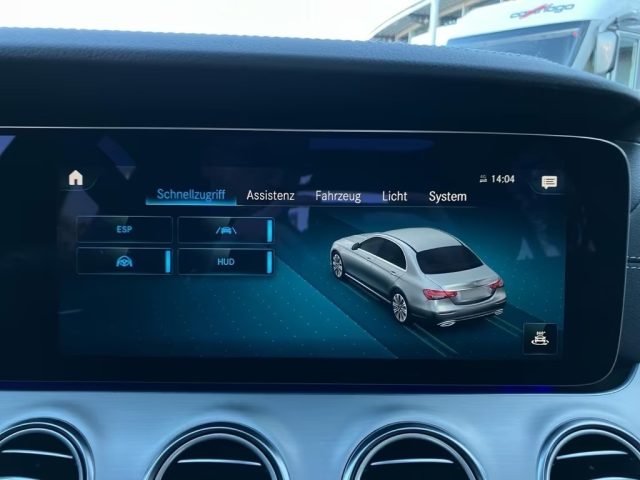 MERCEDES-BENZ E 220 usata, con Fendinebbia